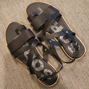 Sorel Ella Criss Cross Sandals